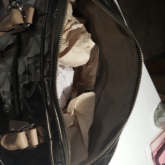 Mickael kors cross silver bag - Picture 5 of 8